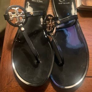 Tory Burch Jelly Sandals worn once! Black and gold size 8 mint condition